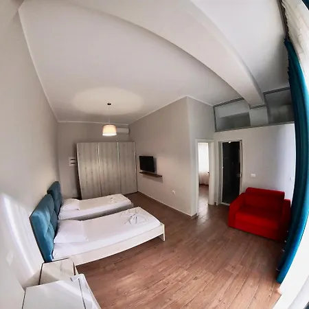 Deni Apartment