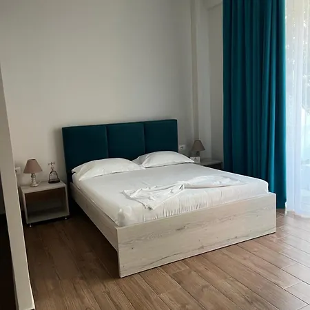 Deni Lejlighed Durrës