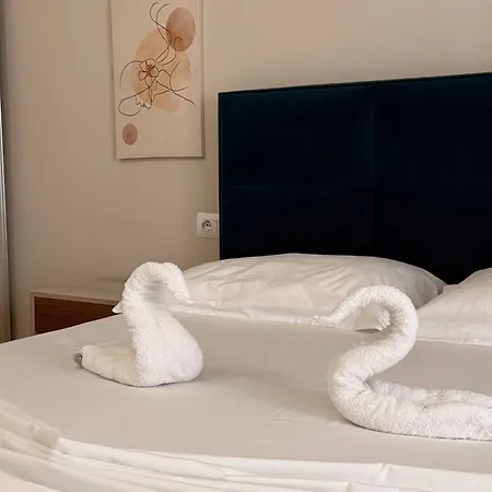 Deni Apartment